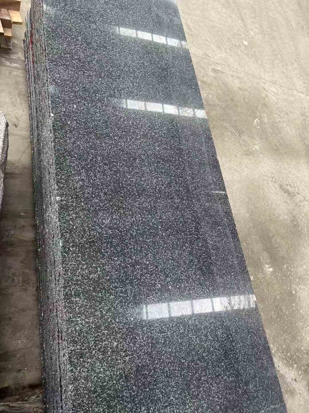 吕梁 芝麻黑光面